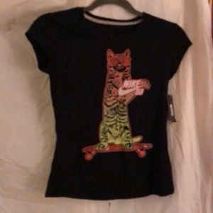 Nike short sleeve black tee shirt